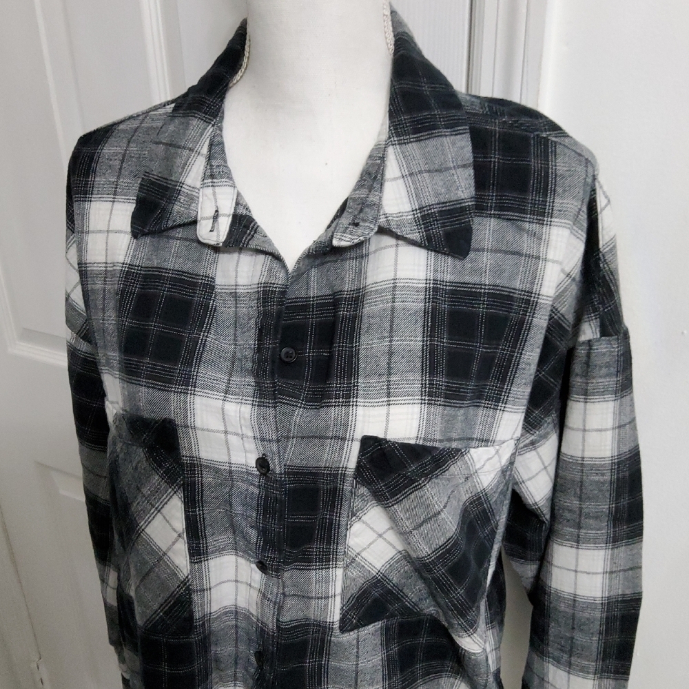 Divided Plaid Button Down Shirt - Picture 3 of 9